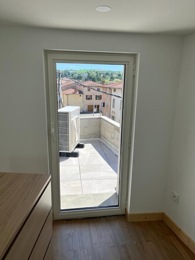 Superbe Maison De Ville, Renovee A 15 Min De Lyon Saint-Symphorien-dʼOzon Dış mekan fotoğraf